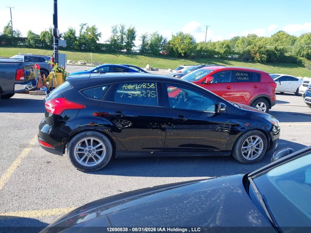 Ford FOCUS SE 2016 1FADP3K29GL333275 Image 13