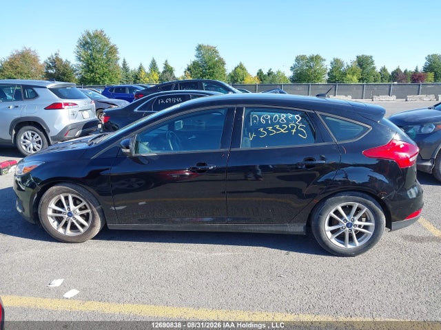 Ford FOCUS SE 2016 1FADP3K29GL333275 Image 14