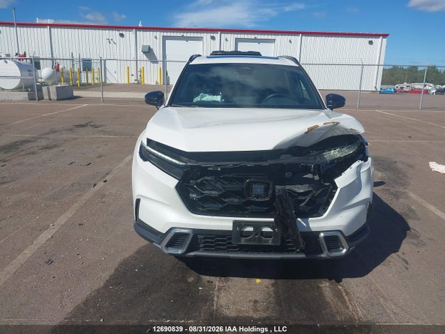 Продажа на аукционе авто 2024 Honda Cr-v Sport Touring, vin: 2HKRS6H99RH200656, номер лота: 12690839