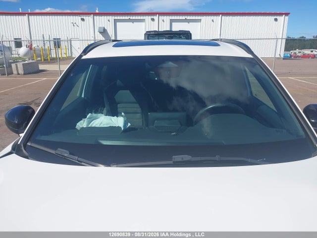 Продажа на аукционе авто 2024 Honda Cr-v Sport Touring, vin: 2HKRS6H99RH200656, номер лота: 12690839