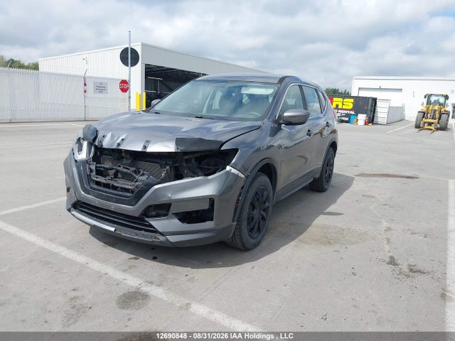 Nissan Rogue Sv/sl 2017 5N1AT2MVXHC767650 Image 2