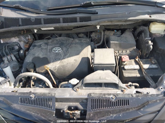 Toyota Sienna 2017 5TDZZ3DC2HS890559 Image 10