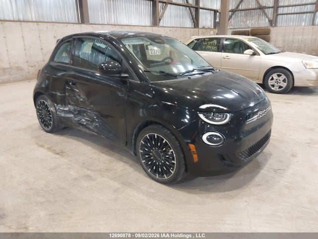 Fiat 500e Bev Red 2025 ZFAFFAA47SX241622 главное изображение