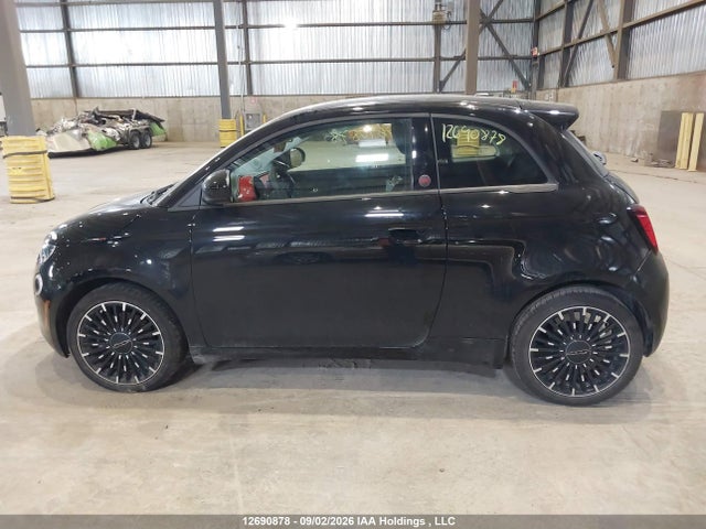 Fiat 500e Bev Red 2025 ZFAFFAA47SX241622 Image 15