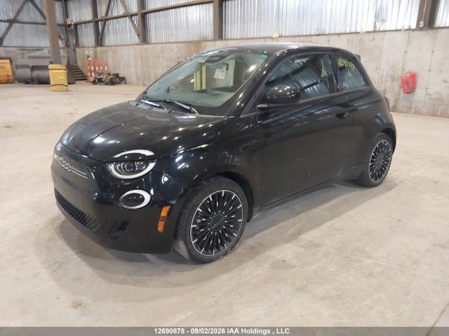 Fiat 500e Bev Red 2025 ZFAFFAA47SX241622 Image 2