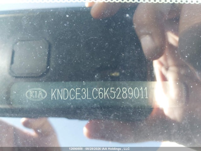 2019 Kia Niro Touring/ex Premium მანქანა იყიდება აუქციონზე, vin: KNDCE3LC6K5289011, აუქციონის ნომერი: 12690888