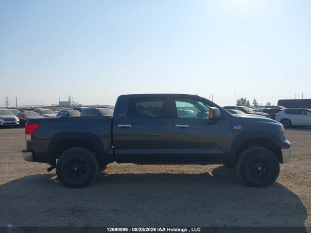2011 Toyota Tundra Crewmax Limited მანქანა იყიდება აუქციონზე, vin: 5TFHY5F14BX196902, აუქციონის ნომერი: 12690896
