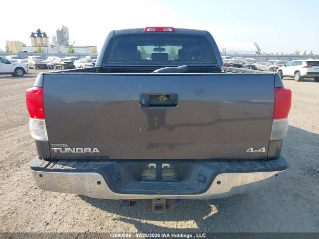 2011 Toyota Tundra Crewmax Limited მანქანა იყიდება აუქციონზე, vin: 5TFHY5F14BX196902, აუქციონის ნომერი: 12690896