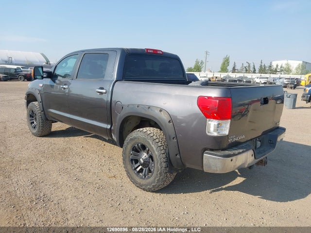 2011 Toyota Tundra Crewmax Limited მანქანა იყიდება აუქციონზე, vin: 5TFHY5F14BX196902, აუქციონის ნომერი: 12690896