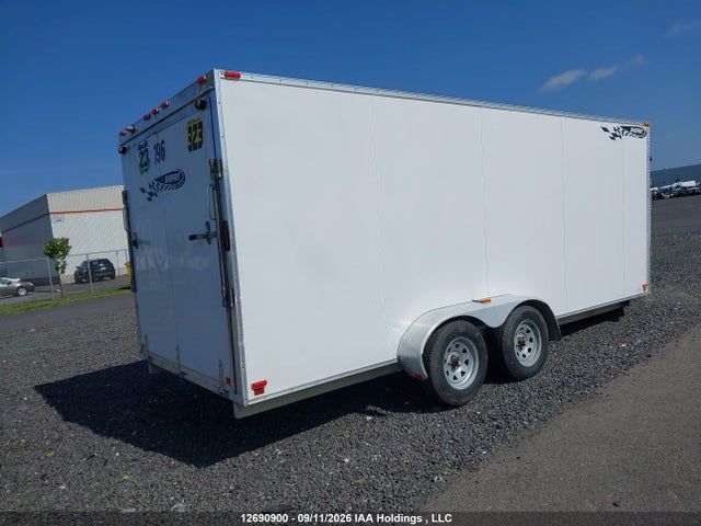 12690900 :رقم المزاد ، 5FGE7182041011596 vin ، 2004 Utilimaster Step Van مزاد بيع