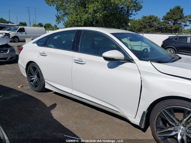 2022 Honda Accord Touring მანქანა იყიდება აუქციონზე, vin: 1HGCV1F94NA800636, აუქციონის ნომერი: 12690913