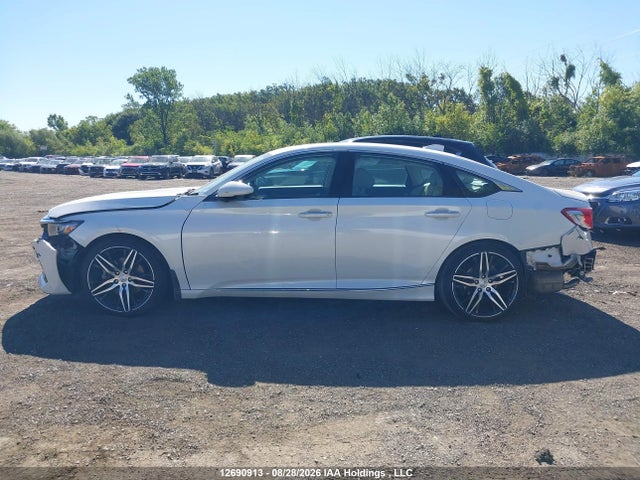 2022 Honda Accord Touring მანქანა იყიდება აუქციონზე, vin: 1HGCV1F94NA800636, აუქციონის ნომერი: 12690913
