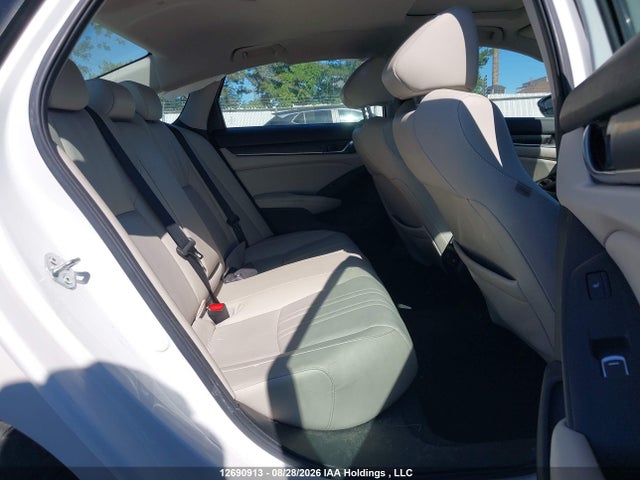 2022 Honda Accord Touring მანქანა იყიდება აუქციონზე, vin: 1HGCV1F94NA800636, აუქციონის ნომერი: 12690913