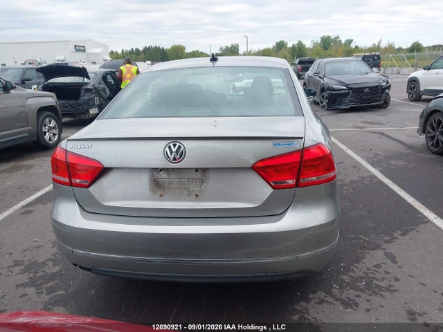 Продаж на аукціоні авто 2012 Volkswagen Passat Sel, vin: 1VWCH7A38CC083006, номер лоту: 12690921