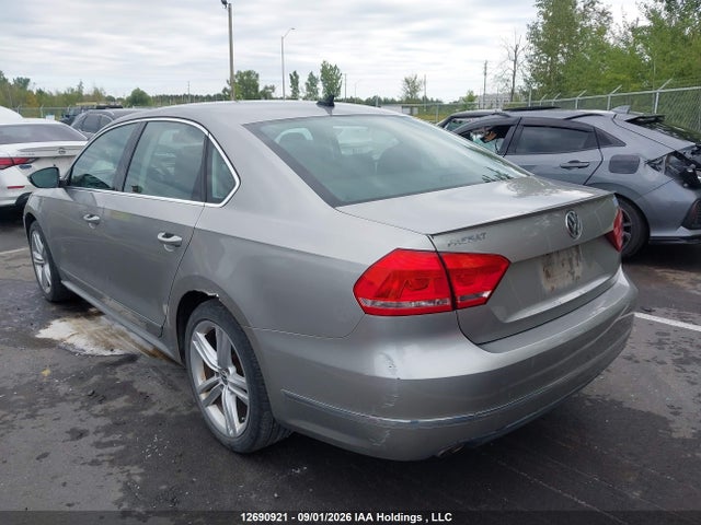 Продаж на аукціоні авто 2012 Volkswagen Passat Sel, vin: 1VWCH7A38CC083006, номер лоту: 12690921