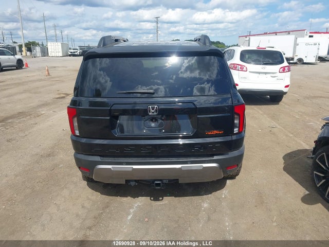 5FNYF9H51TB503581 Honda Passport Trail Sport