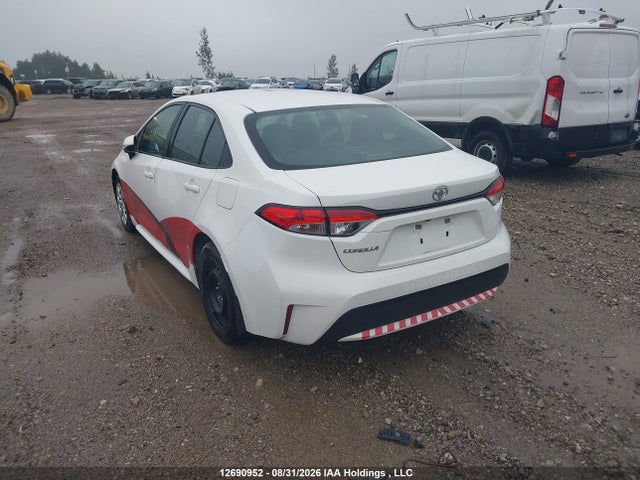 5YFBPMBE3MP148904 Toyota COROLLA LE