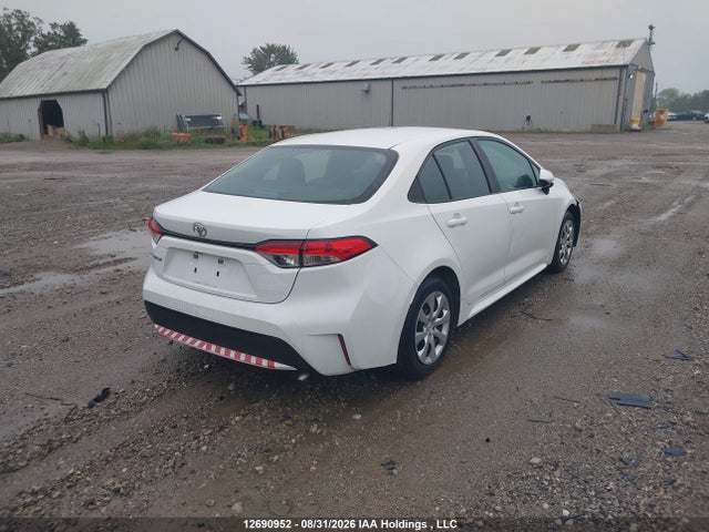 5YFBPMBE3MP148904 Toyota COROLLA LE