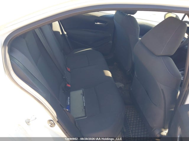5YFBPMBE3MP148904 Toyota COROLLA LE