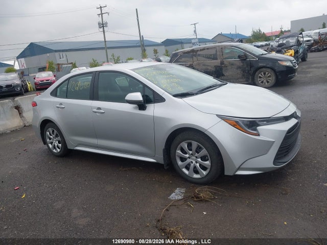 5YFB4MDE9SP288099 Toyota COROLLA LE