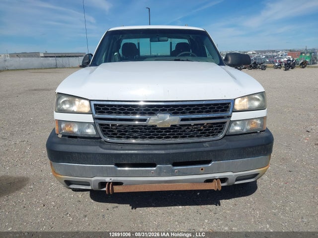 Aukcja sprzedaży 2006 Chevrolet Silverado K2500 Heavy Duty, vin: 1GCHK29U96E212339, numer aukcji: 12691006