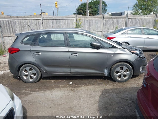Продажа на аукционе авто 2015 Kia Rondo Lx/lx Value/lx Winter Edition, vin: KNAHT8A39F7084267, номер лота: 12691063