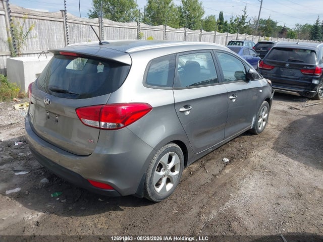 KNAHT8A39F7084267 KIA Rondo Lx/lx Value/lx Winter Edition