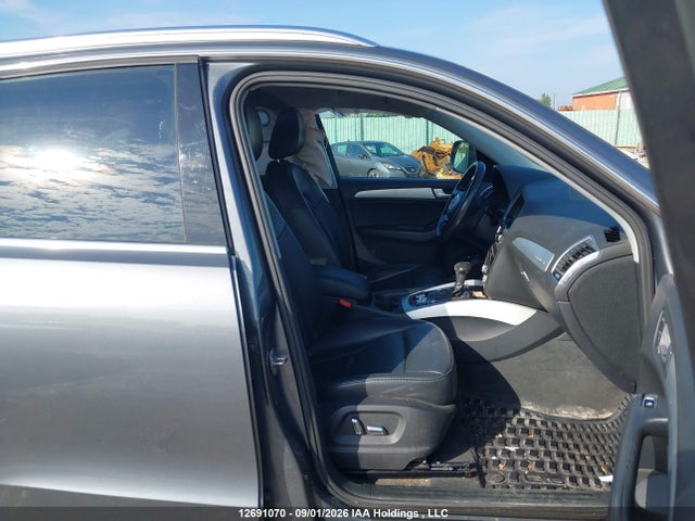 Audi Q5 Premium Plus 2017 WA1L2AFPXHA041012 Image 5
