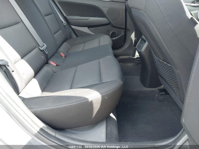 KMHD84LFXJU661395 Hyundai Elantra
