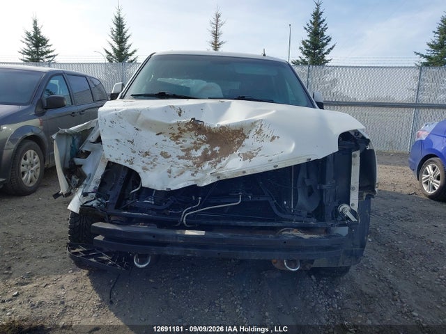 12691181 :رقم المزاد ، 1GKS2LE74DR194242 vin ، 2013 Gmc Yukon Xl 1500 Slt مزاد بيع