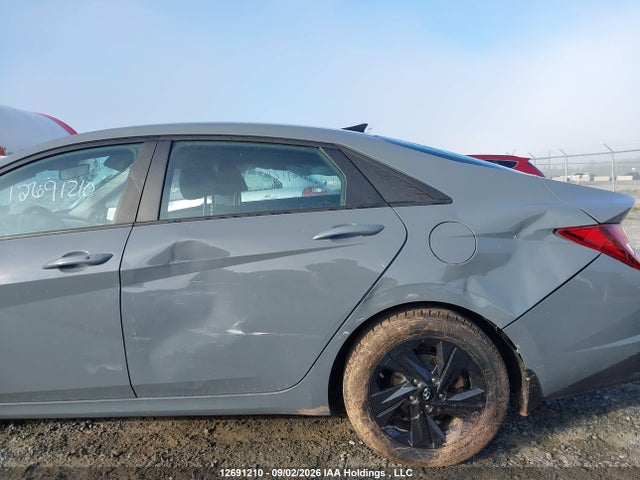 12691210 :رقم المزاد ، KMHLM4AG3MU100270 vin ، 2021 Hyundai Elantra Preferred Ivt مزاد بيع