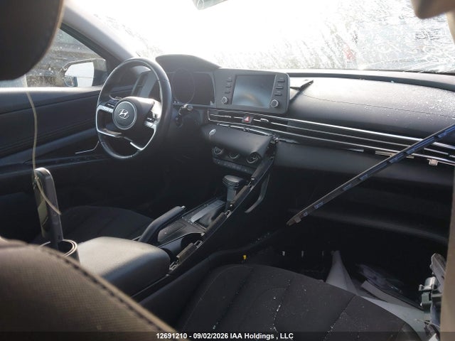 12691210 :رقم المزاد ، KMHLM4AG3MU100270 vin ، 2021 Hyundai Elantra Preferred Ivt مزاد بيع