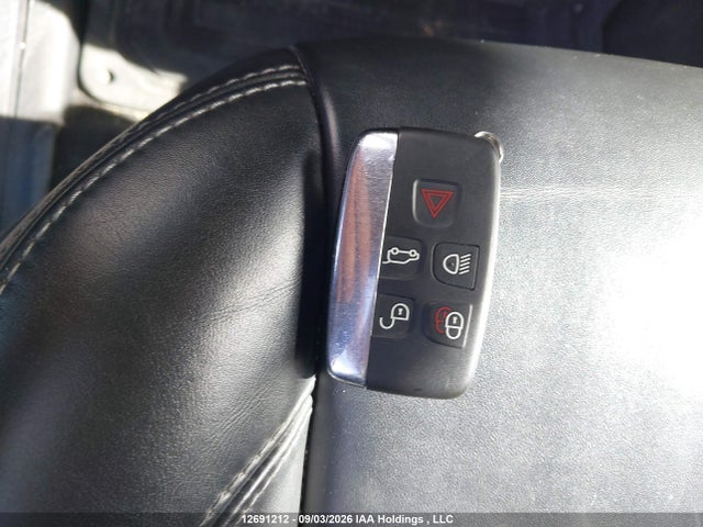 Land Rover LR2 HSE 2014 SALFR2BG1EH390212 Image 11