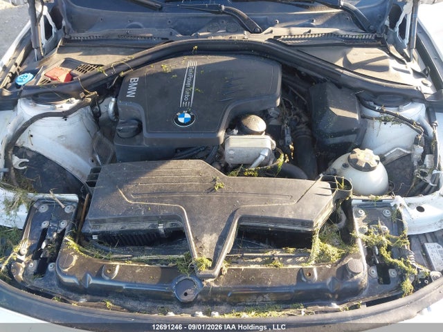2017 Bmw 320 Xi მანქანა იყიდება აუქციონზე, vin: WBA8A3C54HK691040, აუქციონის ნომერი: 12691246