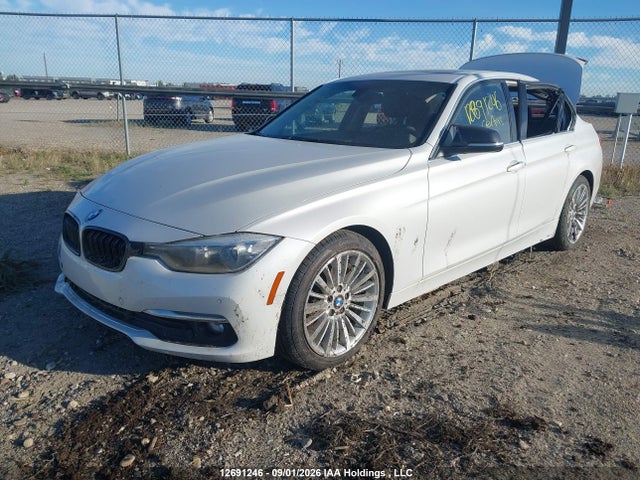 2017 Bmw 320 Xi მანქანა იყიდება აუქციონზე, vin: WBA8A3C54HK691040, აუქციონის ნომერი: 12691246