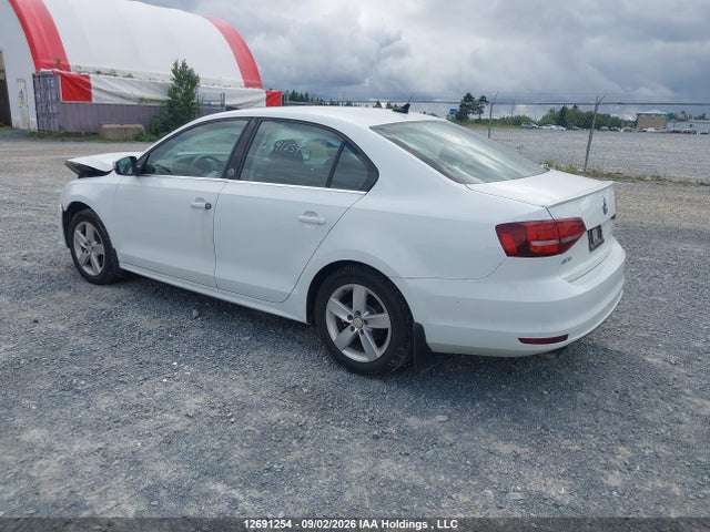 2017 Volkswagen Jetta Wolfsburg Edition მანქანა იყიდება აუქციონზე, vin: 3VWDB7AJ4HM383944, აუქციონის ნომერი: 12691254
