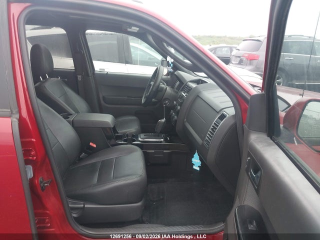 12691256 :رقم المزاد ، 1FMCU9EG4BKC32857 vin ، 2011 Ford Escape مزاد بيع