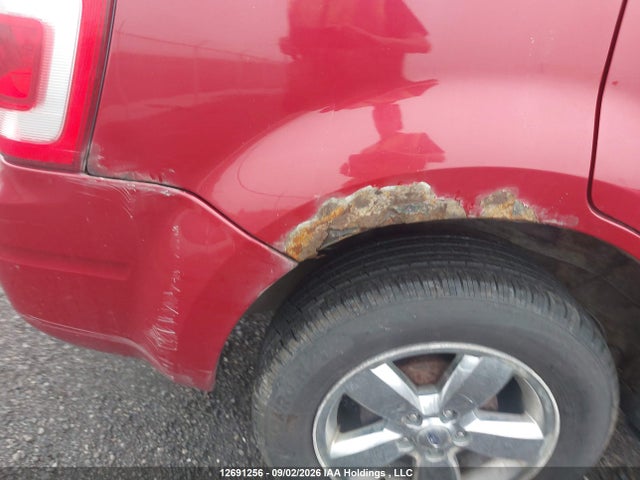 12691256 :رقم المزاد ، 1FMCU9EG4BKC32857 vin ، 2011 Ford Escape مزاد بيع