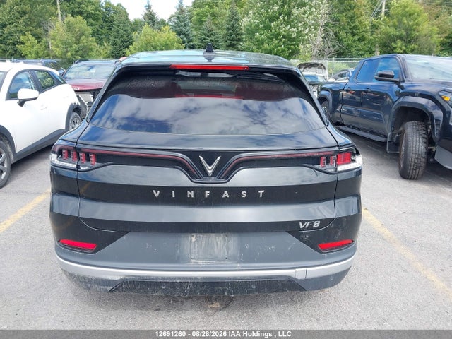 2023 Vinfast Vf 8 Plus მანქანა იყიდება აუქციონზე, vin: RLLV1AFA8PH003724, აუქციონის ნომერი: 12691260