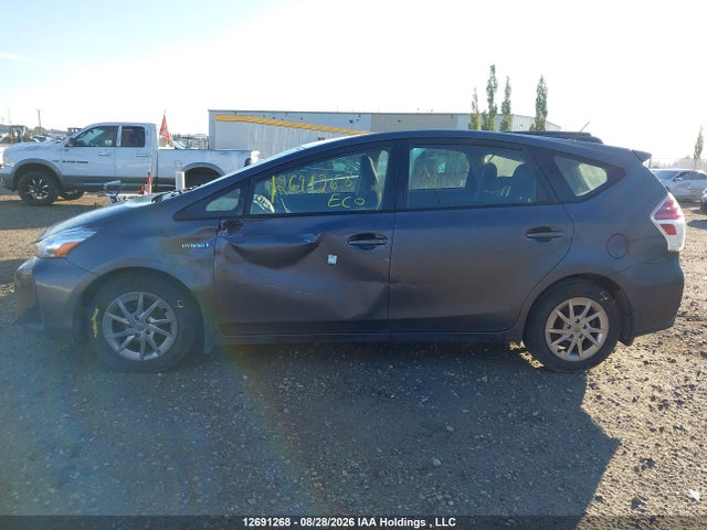 Toyota PRIUS V 2017 JTDZN3EU9HJ068602 Image 14