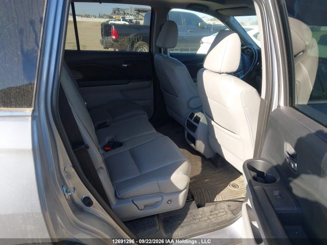 Honda PILOT EXL 2016 5FNYF6H51GB508588 Image 8