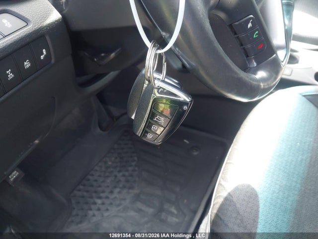 KM8SNDHF4EU079176 Hyundai Santa Fe Gls