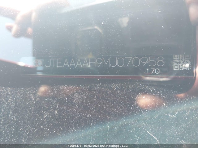 Продажа на аукционе авто 2021 Toyota Venza Limited, vin: JTEAAAAH9MJ070958, номер лота: 12691376