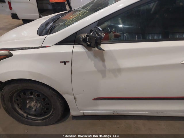 5NPDH4AE8GH760184 Hyundai ELANTRA GL