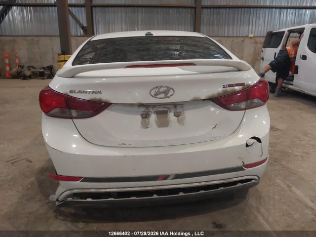 5NPDH4AE8GH760184 Hyundai ELANTRA GL