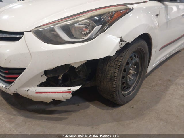 5NPDH4AE8GH760184 Hyundai ELANTRA GL