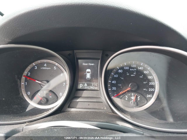 5XYZUDLB1EG126000 Hyundai Santa Fe Sport 2.4 Premium
