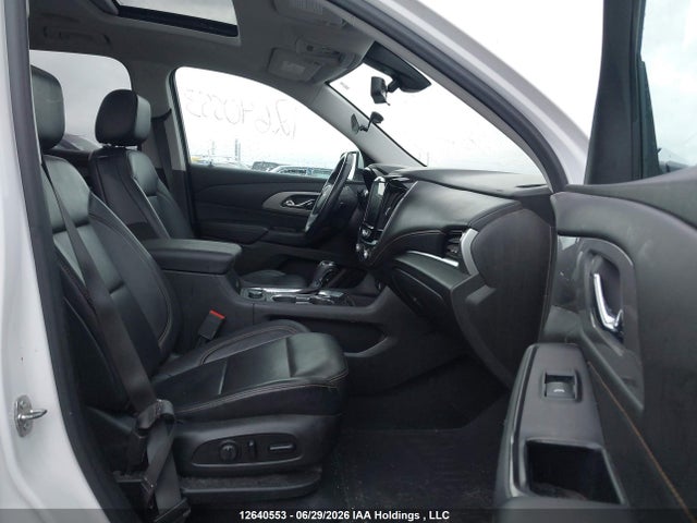 1GNEVHKW1JJ135966 Chevrolet Traverse Lt True North