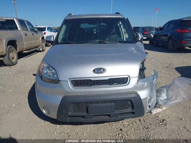 2010 Kia Soul 2.0l 2u/2.0l 4u/2.0l 4u Burner/2.0l 4u Retro/2.0l 4u Sx მანქანა იყიდება აუქციონზე, vin: KNDJT2A28A7040908, აუქციონის ნომერი: 12682332