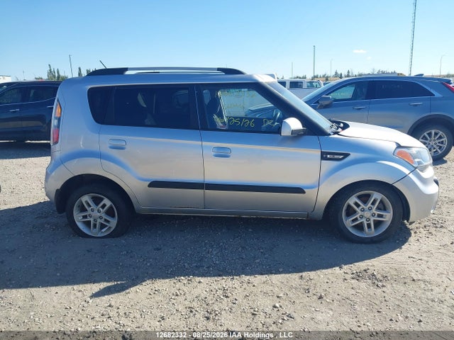 2010 Kia Soul 2.0l 2u/2.0l 4u/2.0l 4u Burner/2.0l 4u Retro/2.0l 4u Sx მანქანა იყიდება აუქციონზე, vin: KNDJT2A28A7040908, აუქციონის ნომერი: 12682332